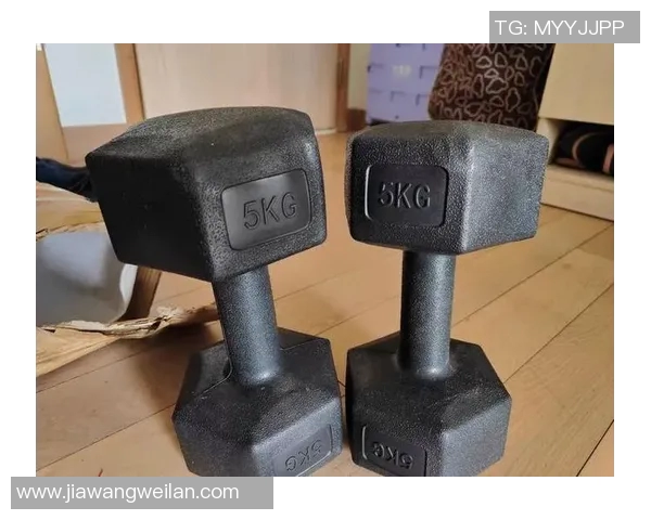 全面解析哑铃图解助你轻松掌握健身技巧与训练方法